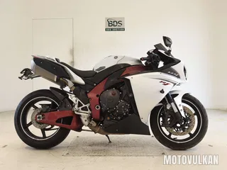 Yamaha YZF-R1