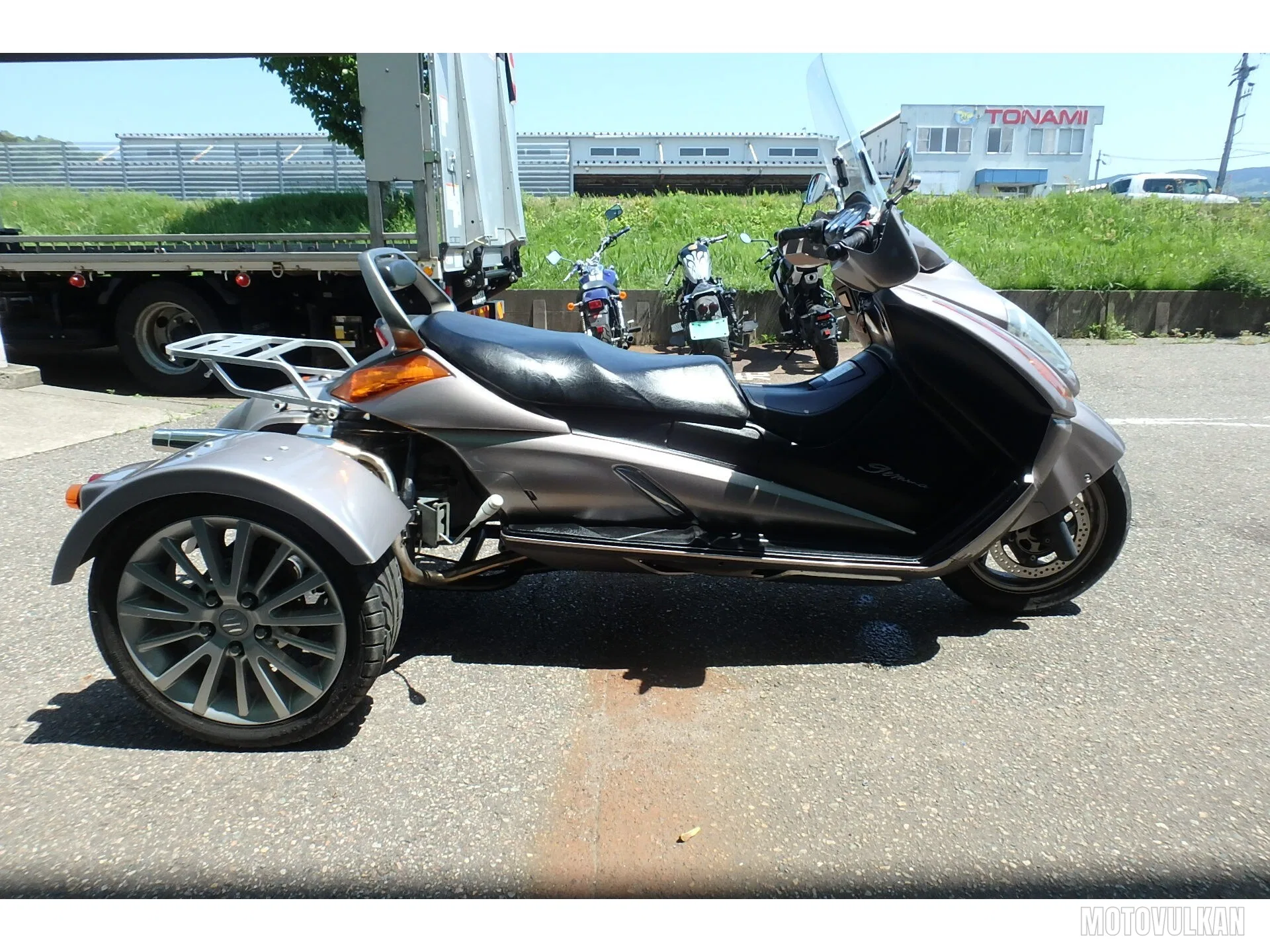 Suzuki Trike Side Car