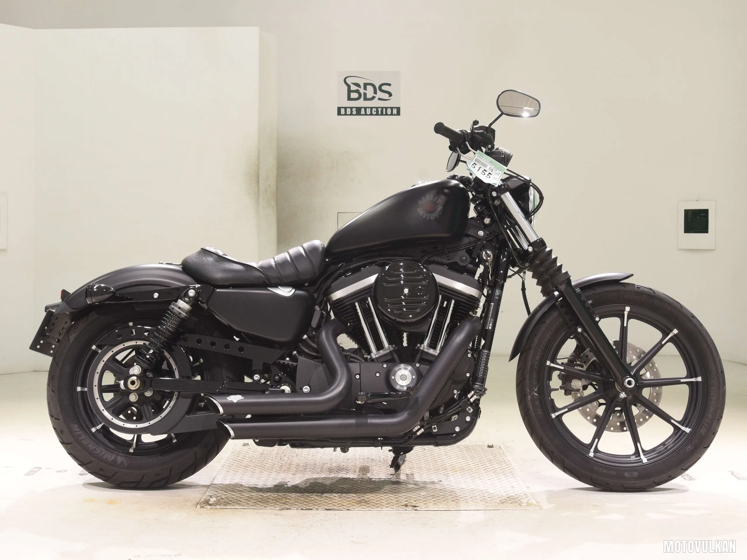  HD. XL883N