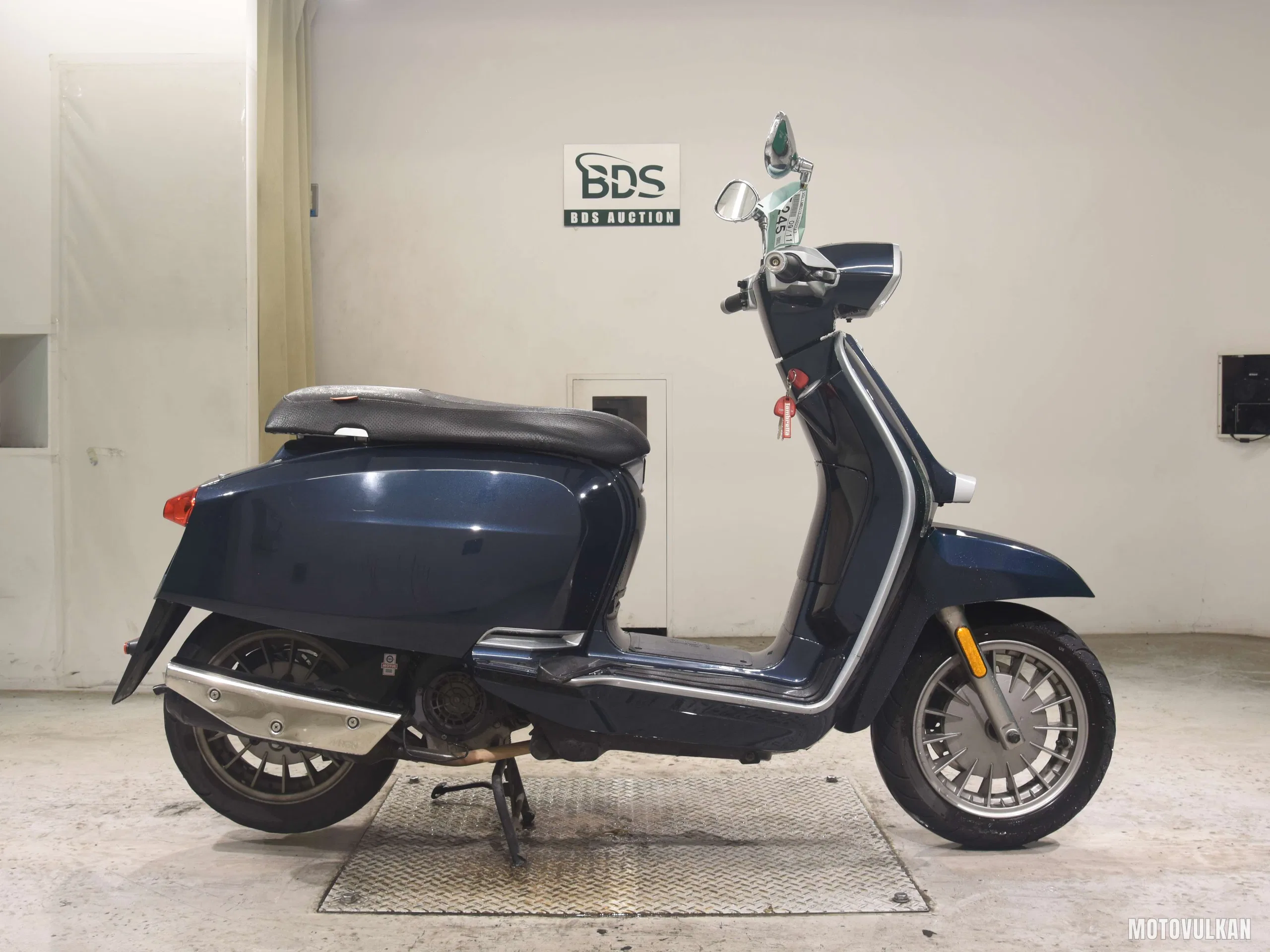  LAMBRETTA V125 SPECIAL