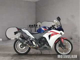Honda CBR250R