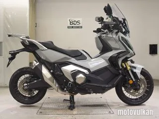 Honda X-ADV750-2