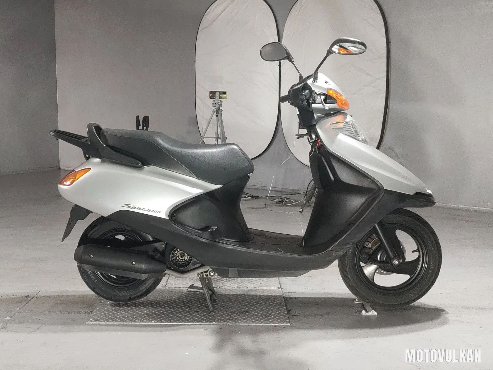Honda Spacy 100
