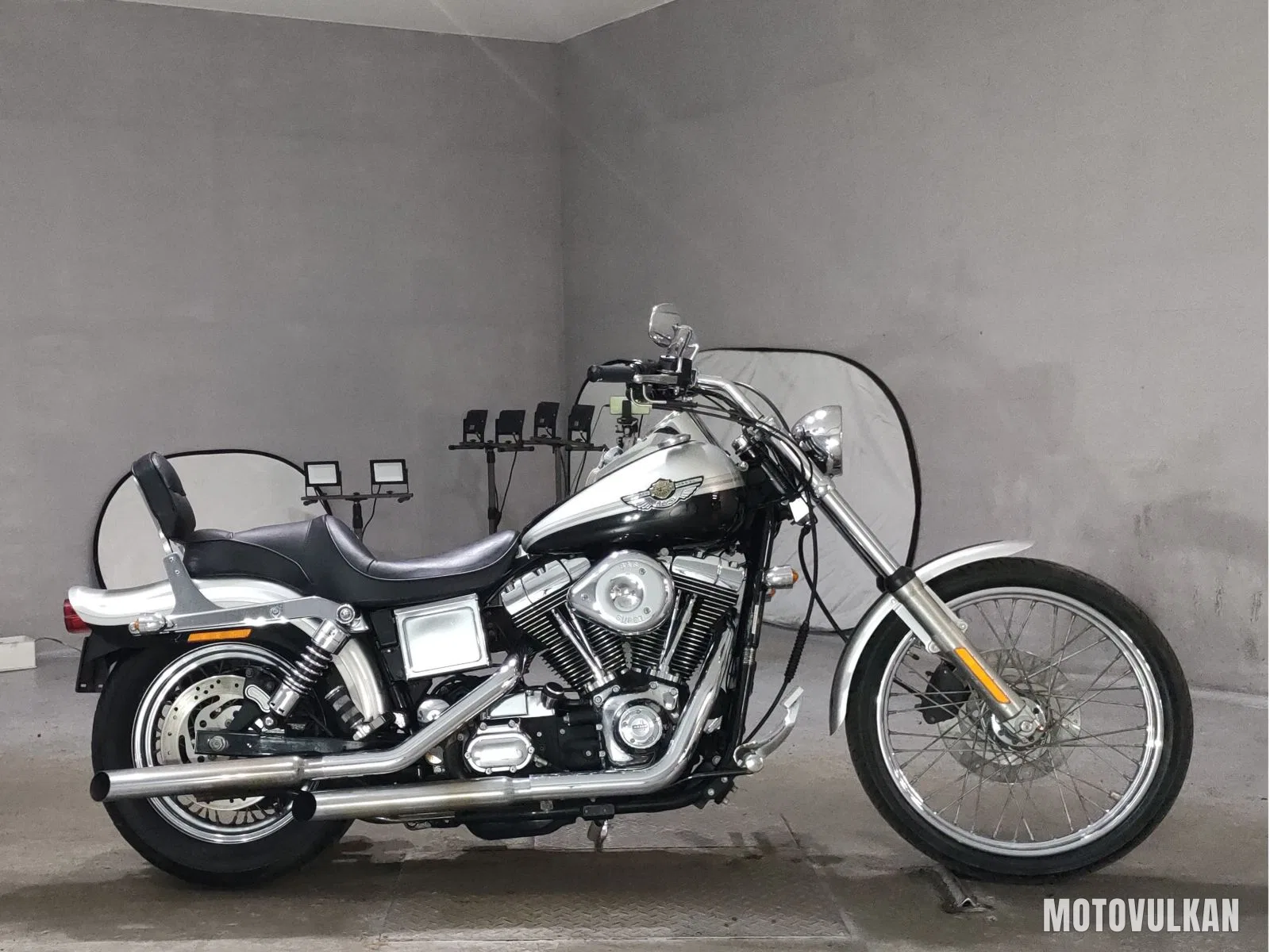 Harley-Davidson Harley-Davidson FXDWG1450