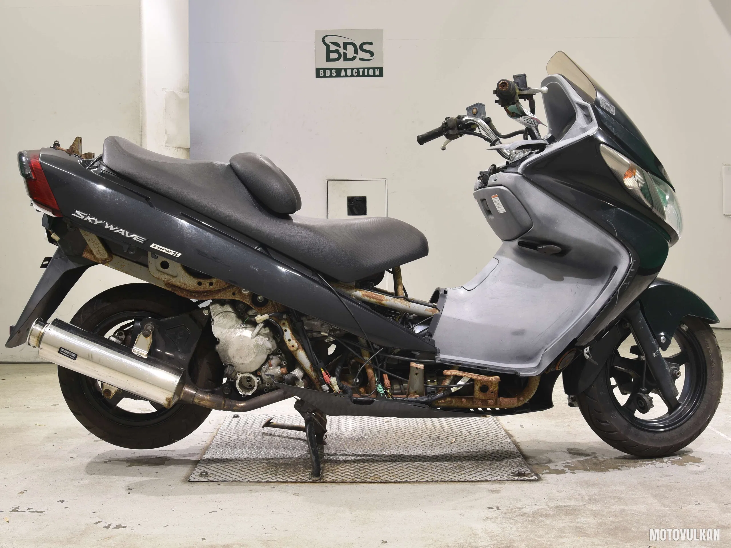 Suzuki SKYWAVE250S
