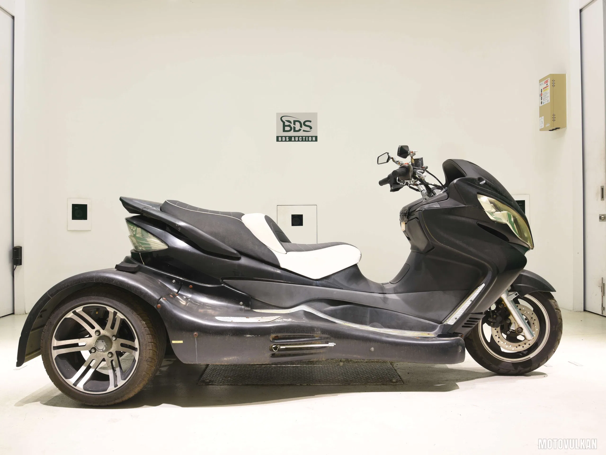  UNREGISTERED MODEL by BDS TRIKE250
