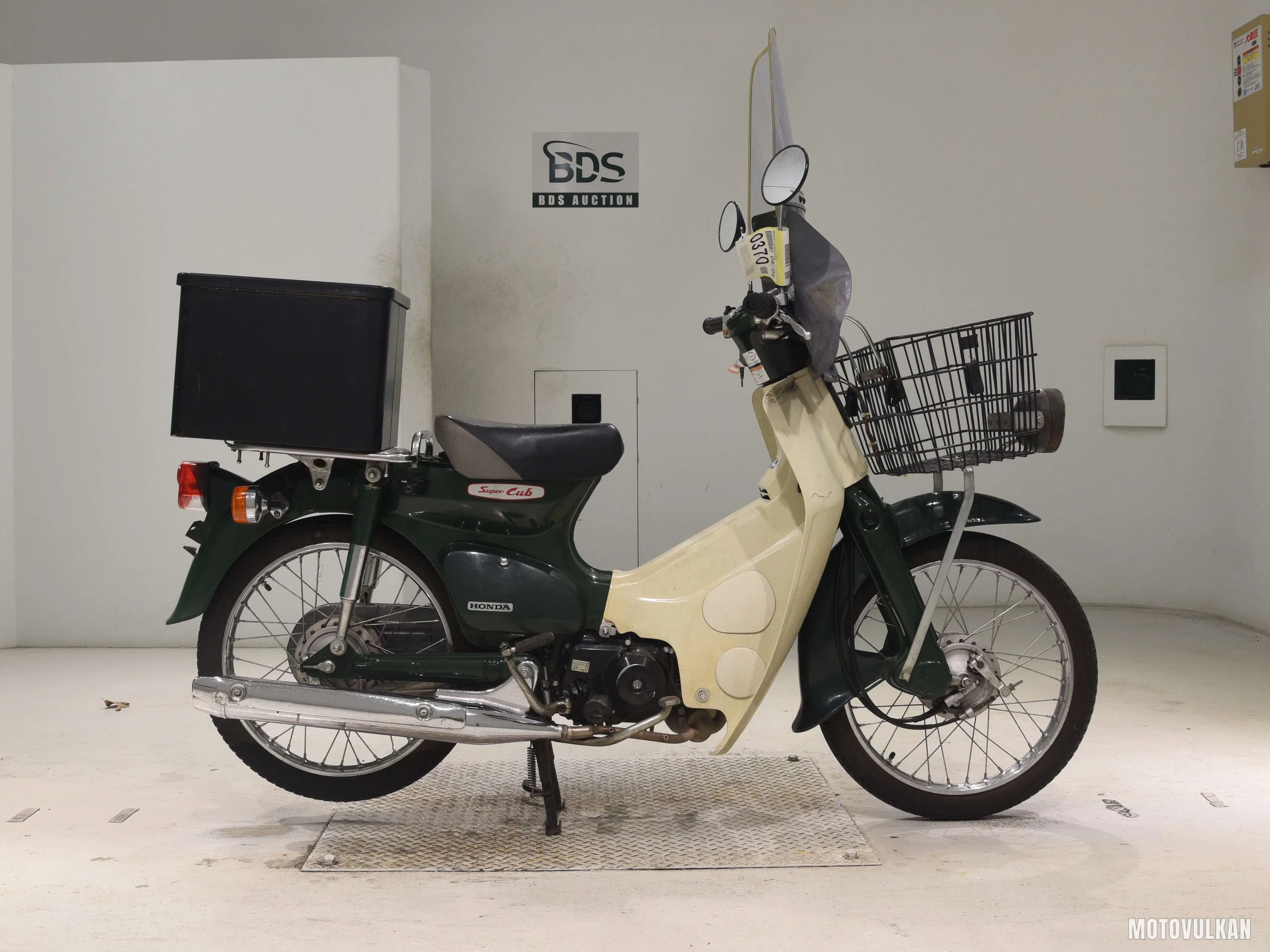 Honda C50