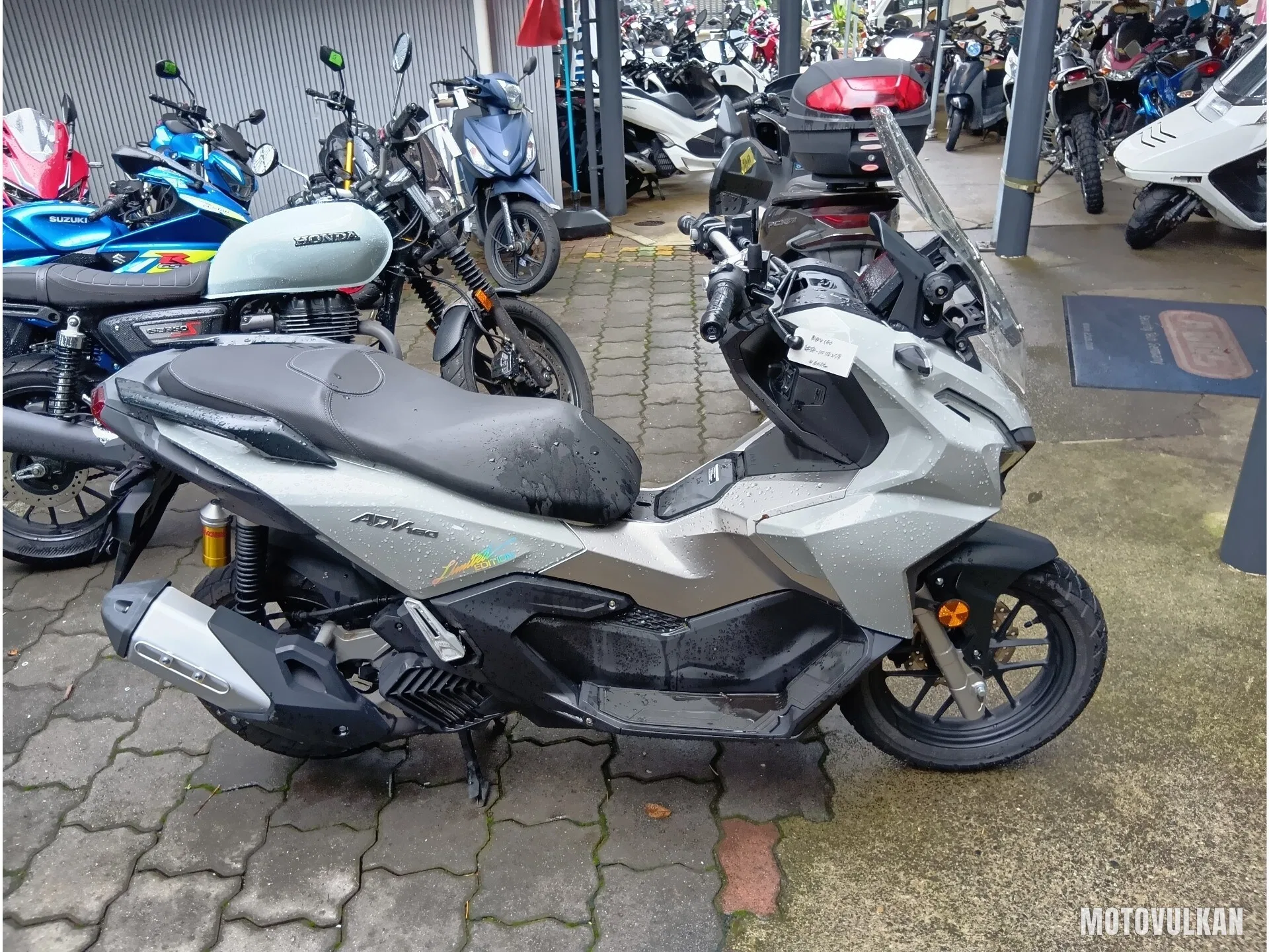 Honda Adv160