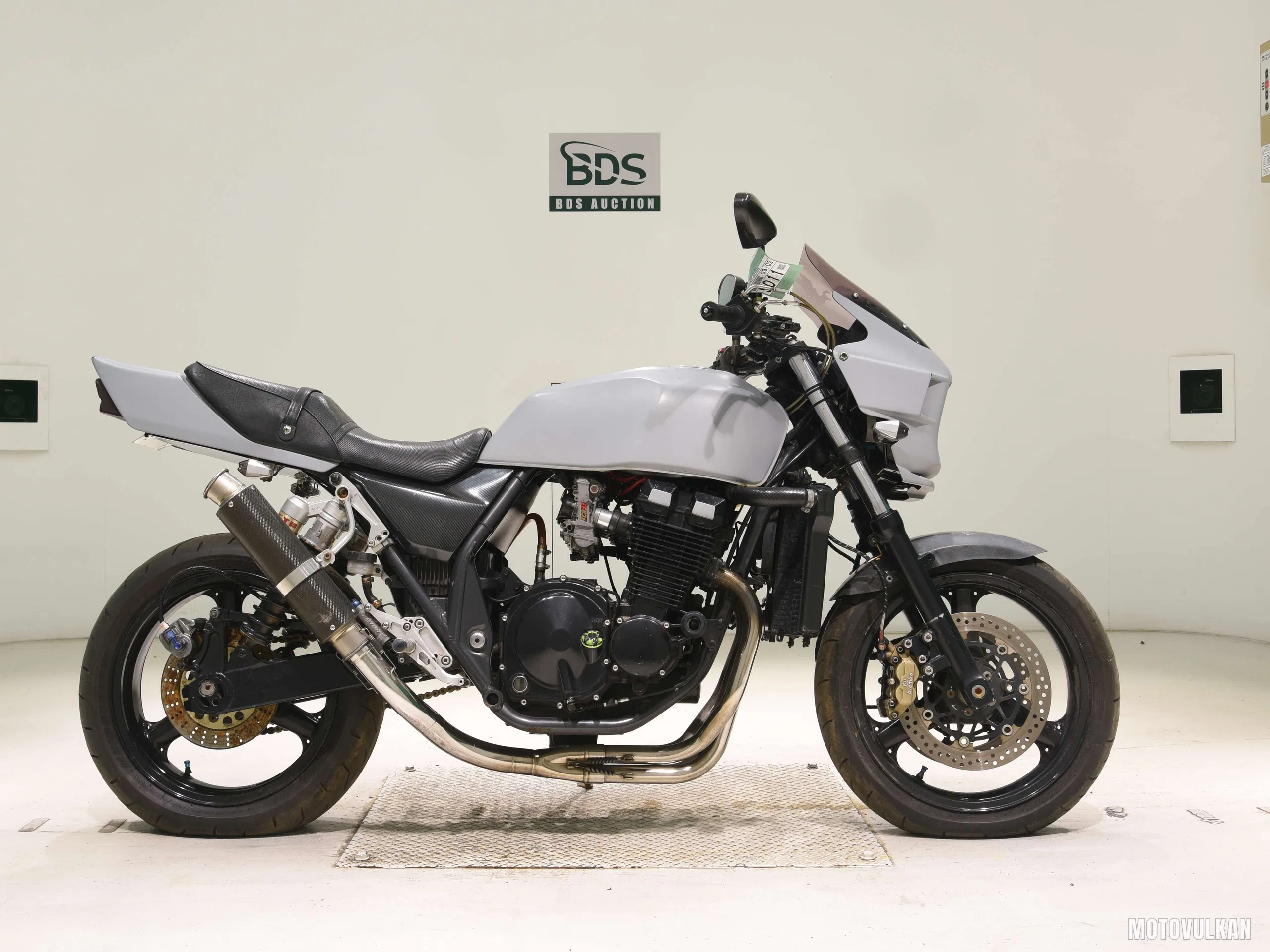 Kawasaki ZRX400