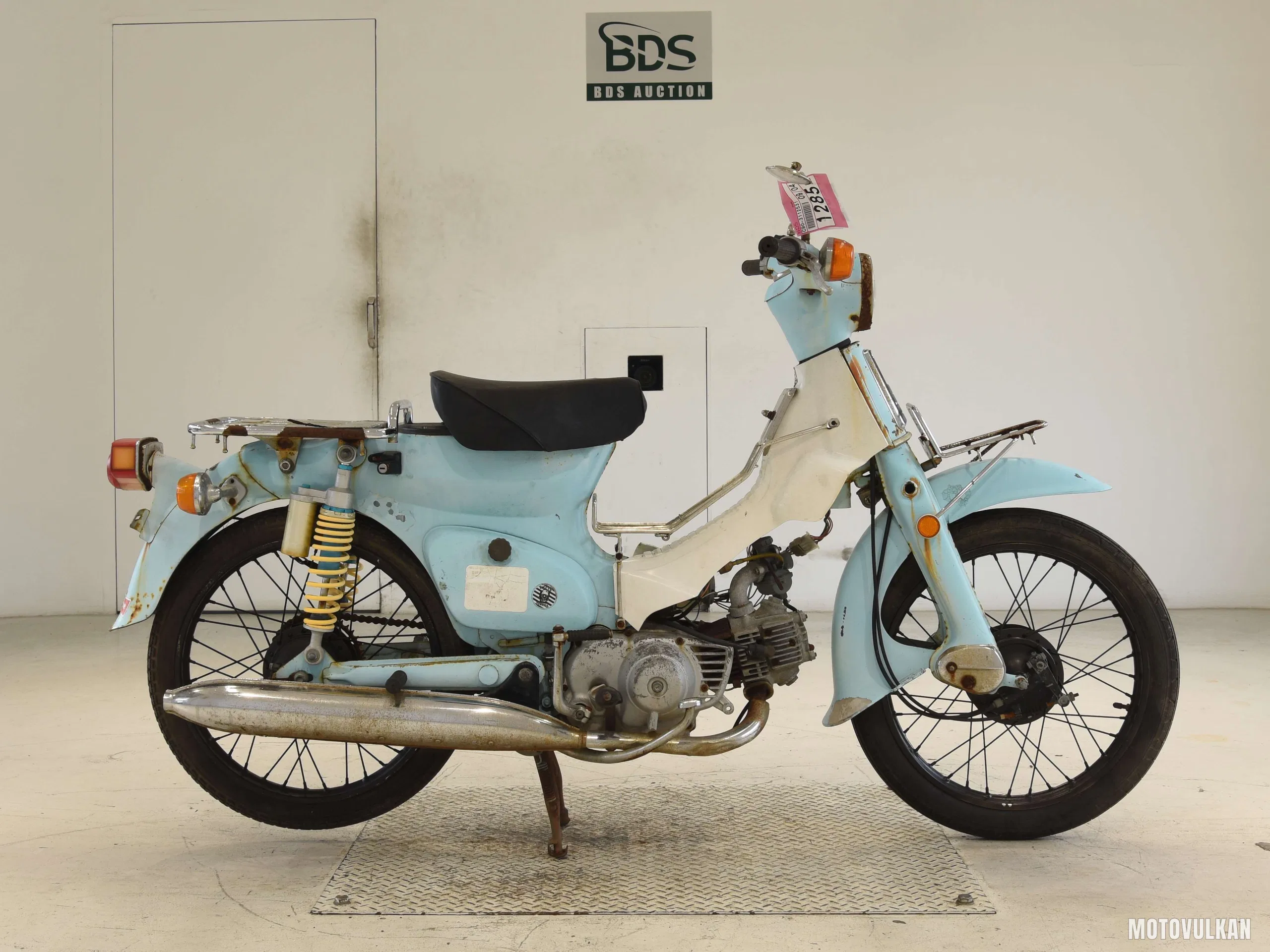 Honda C90