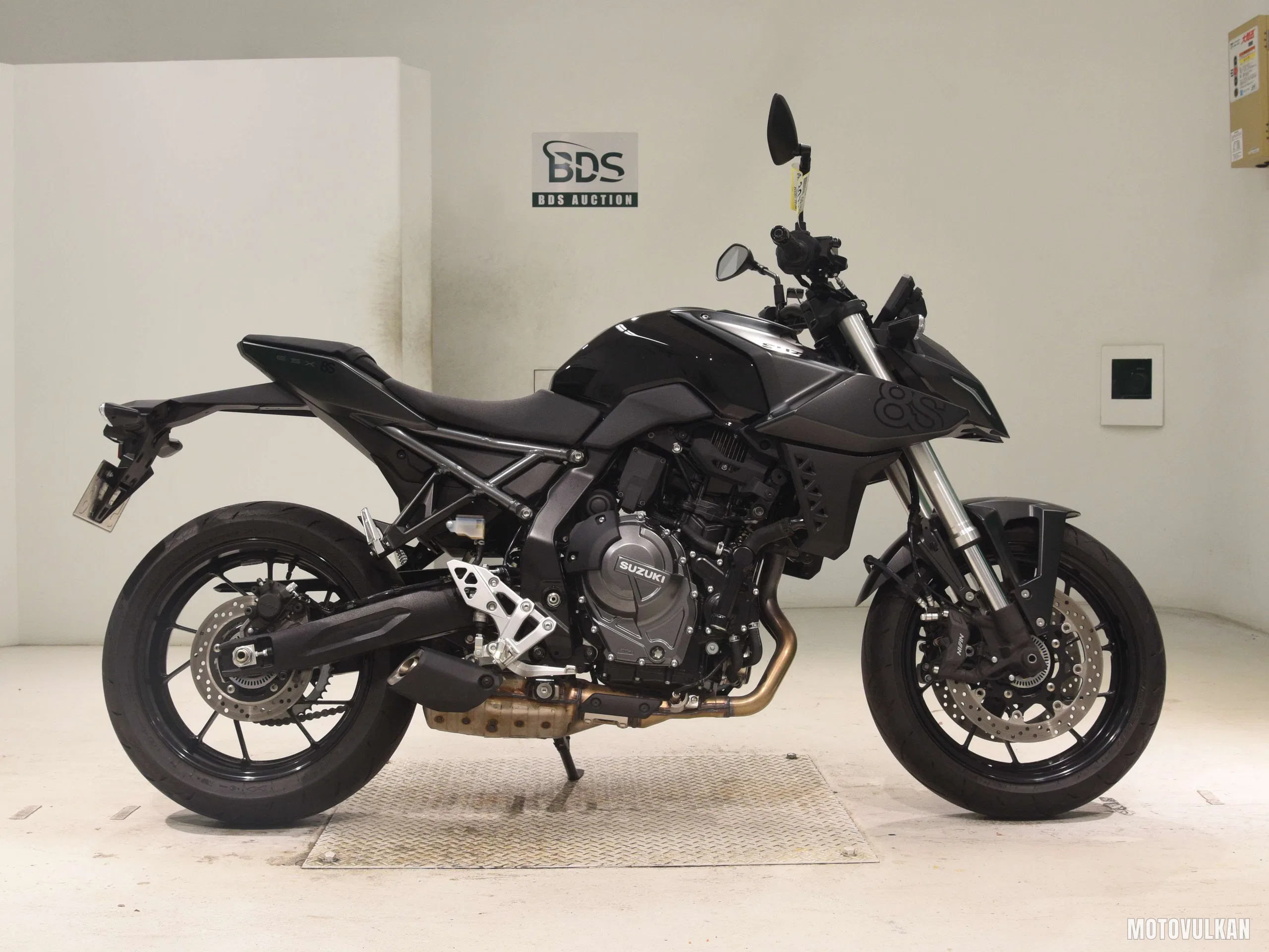 Suzuki GSX-8S