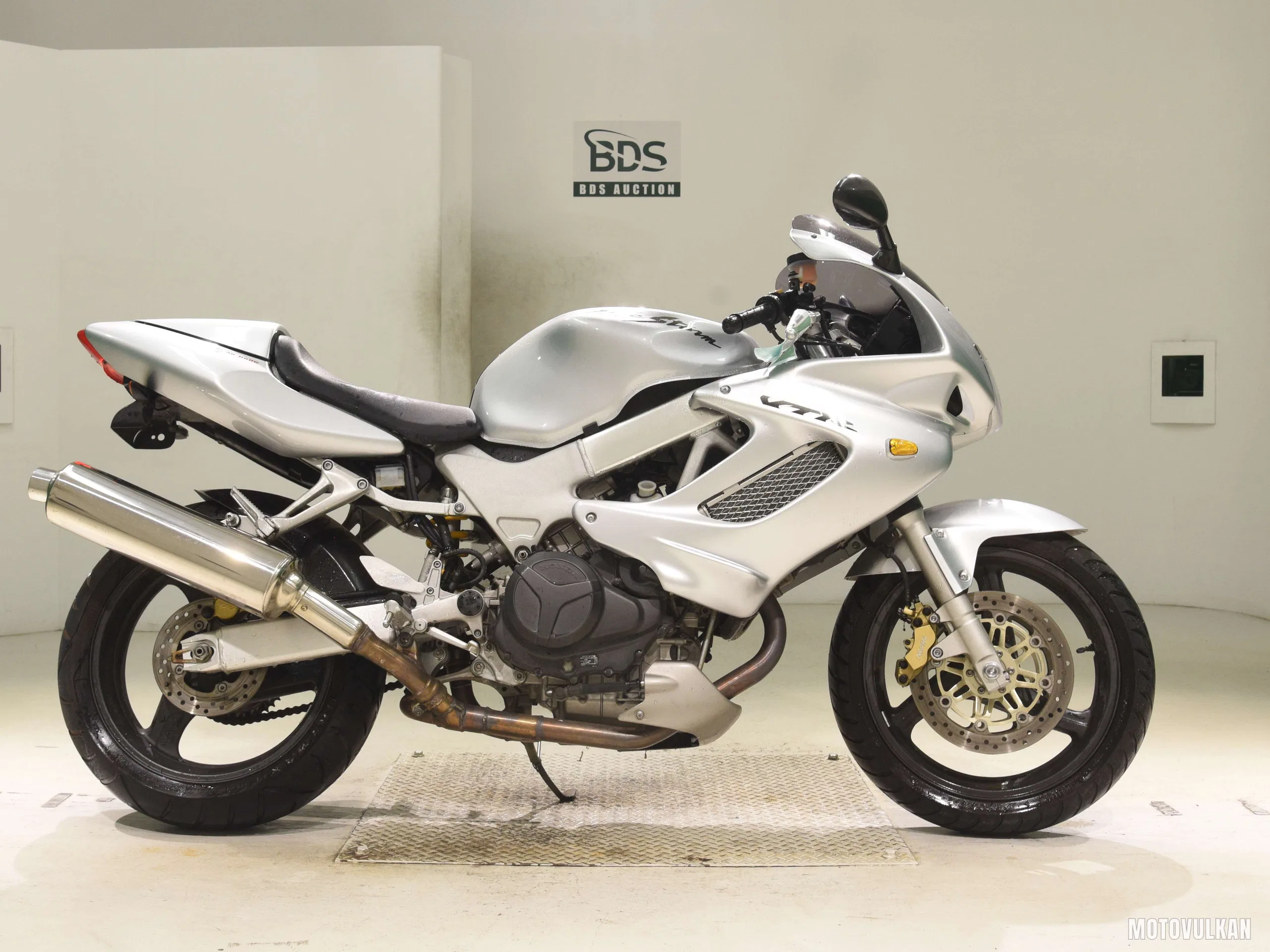 Honda VTR1000F