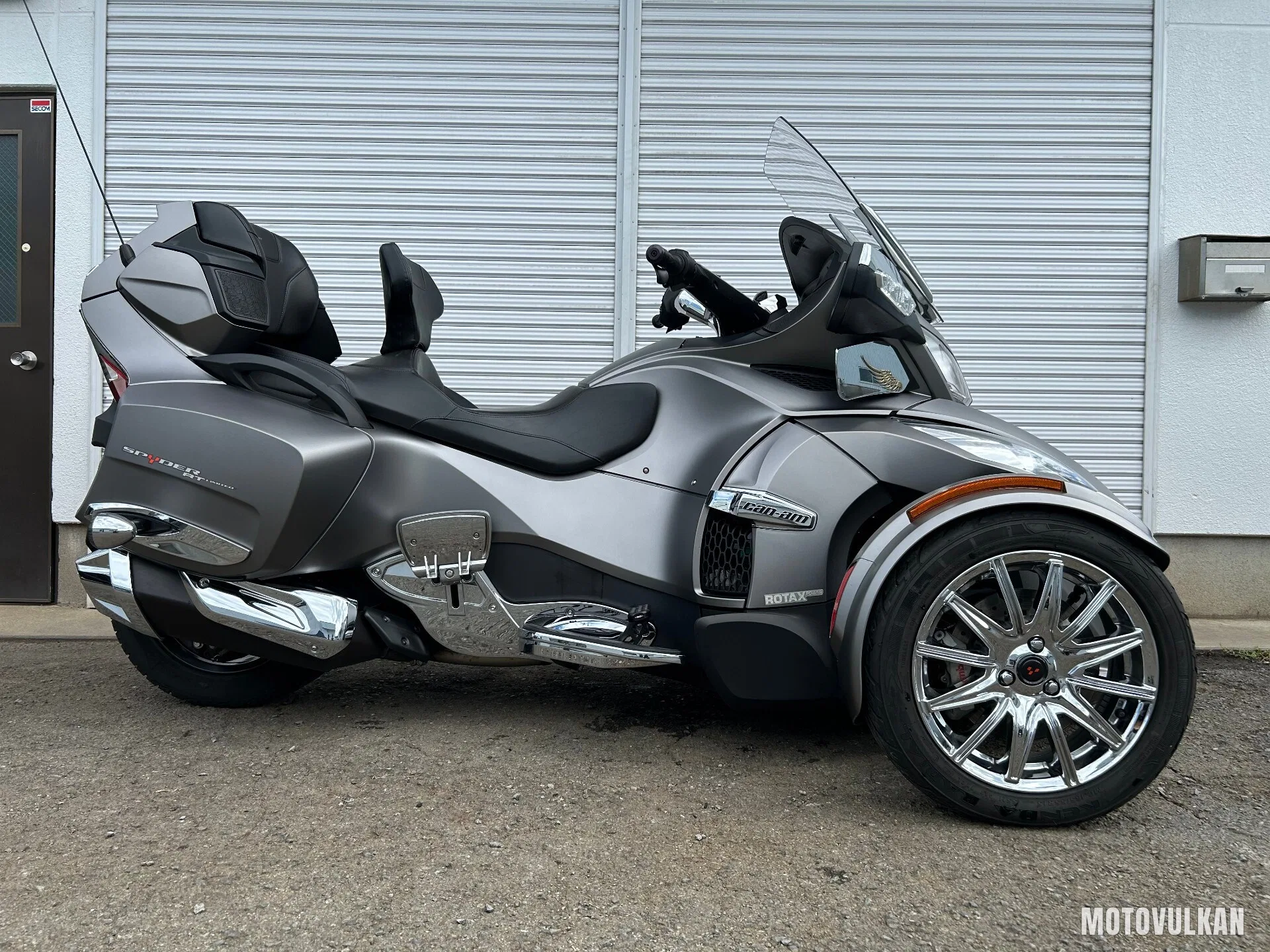 Other Non Japanese Cam-Am Spyder Rt Limited