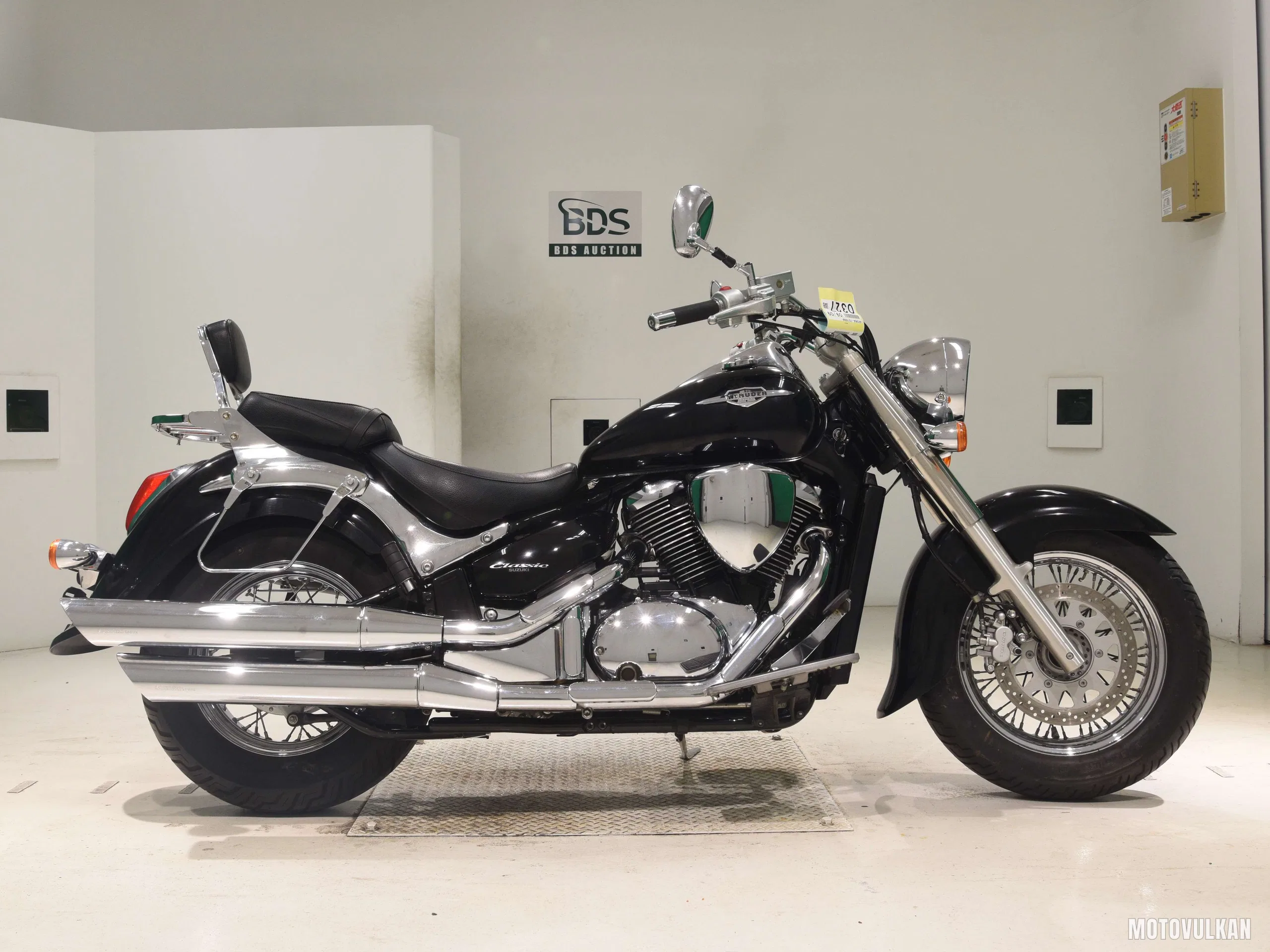 Suzuki INTRUDER400 CLASSIC