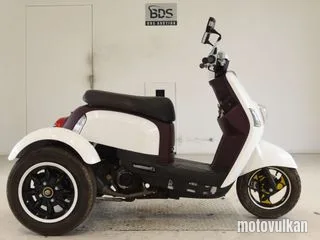 Yamaha CUXI100 TRIKE