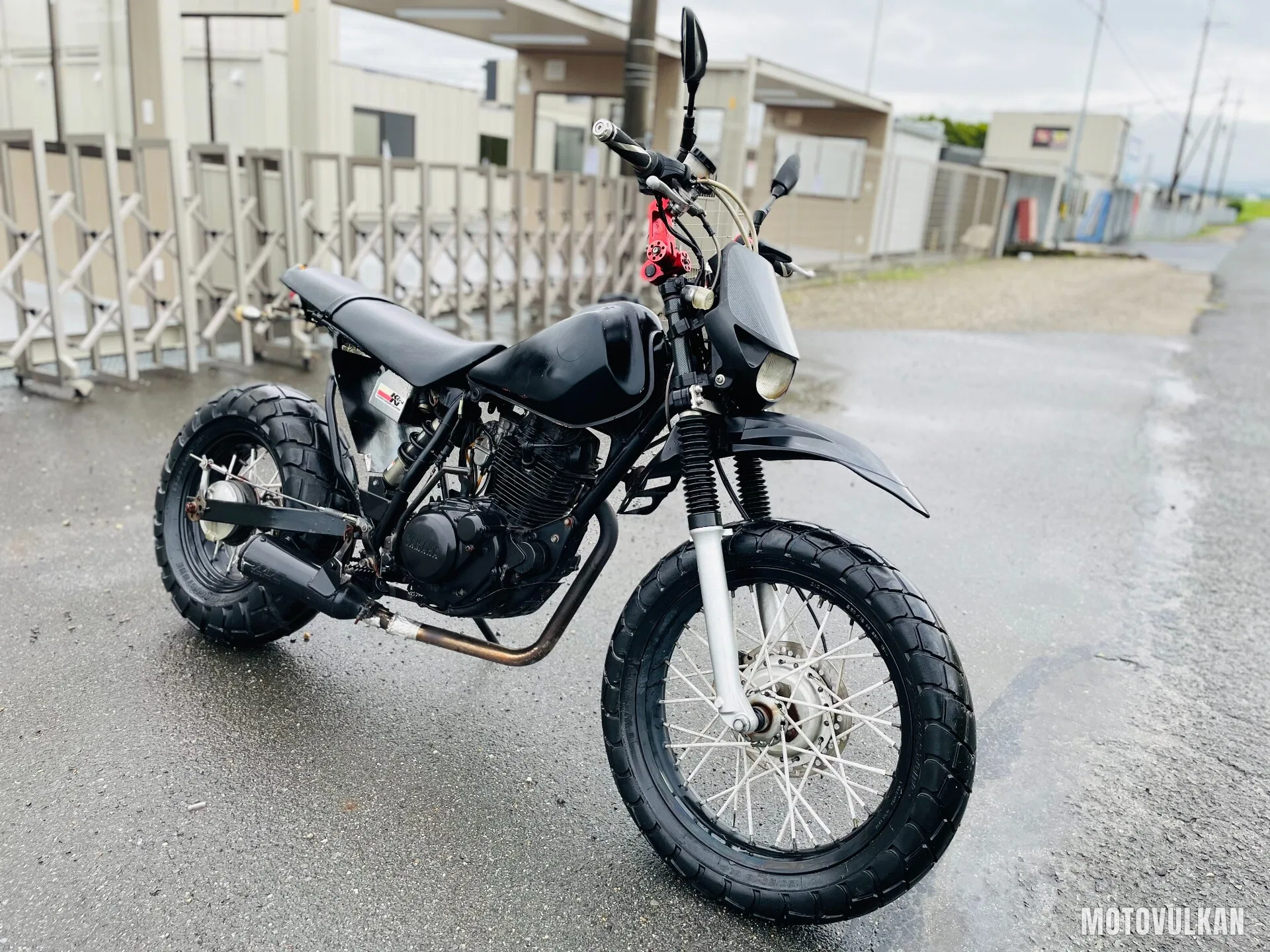 Yamaha Tw200