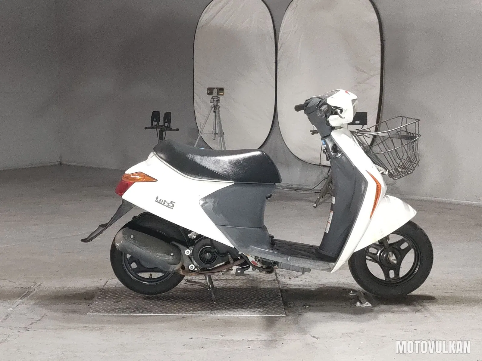 Suzuki Let's 5