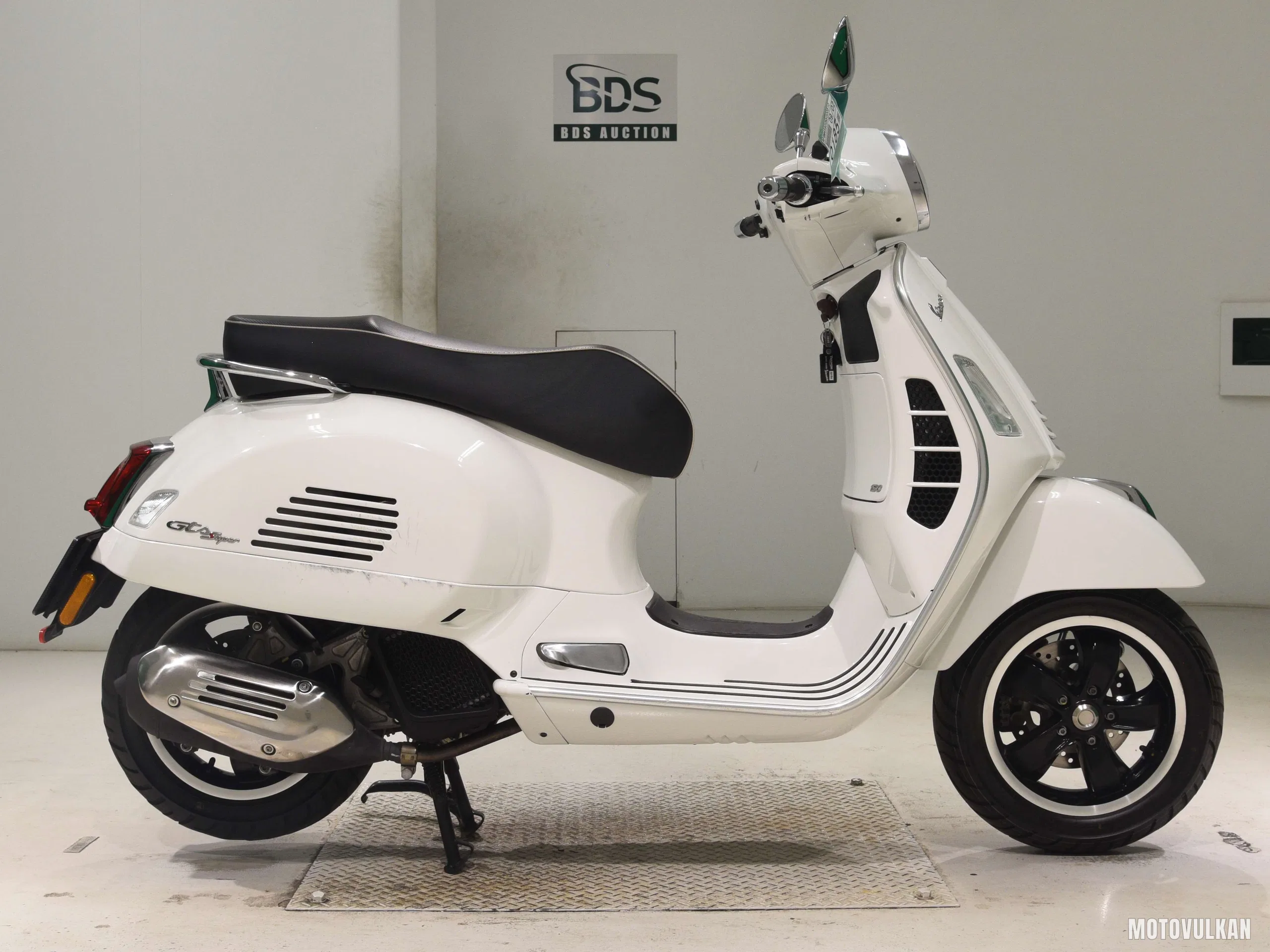  VESPA GTS150 SUPER