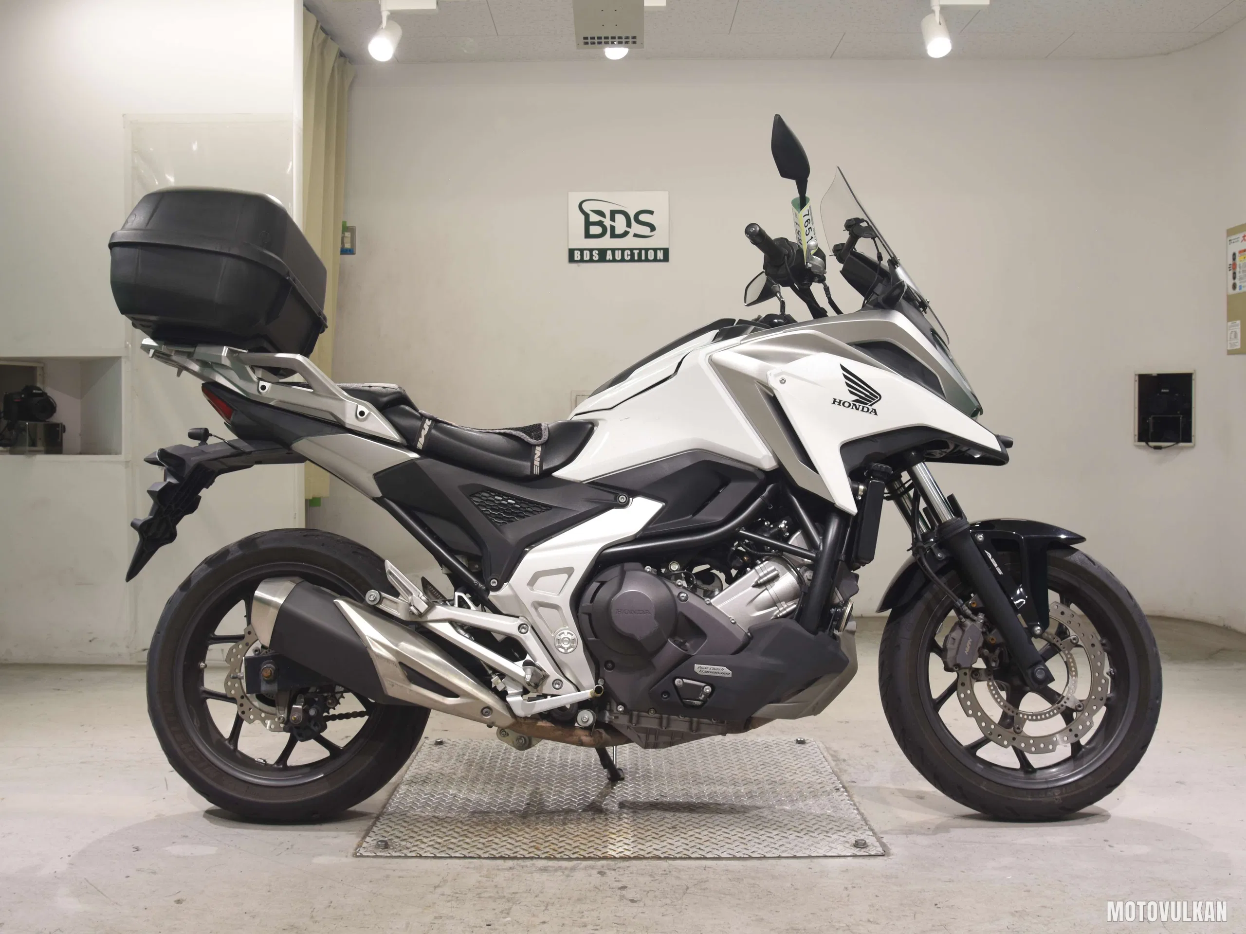 Honda NC750XD-3