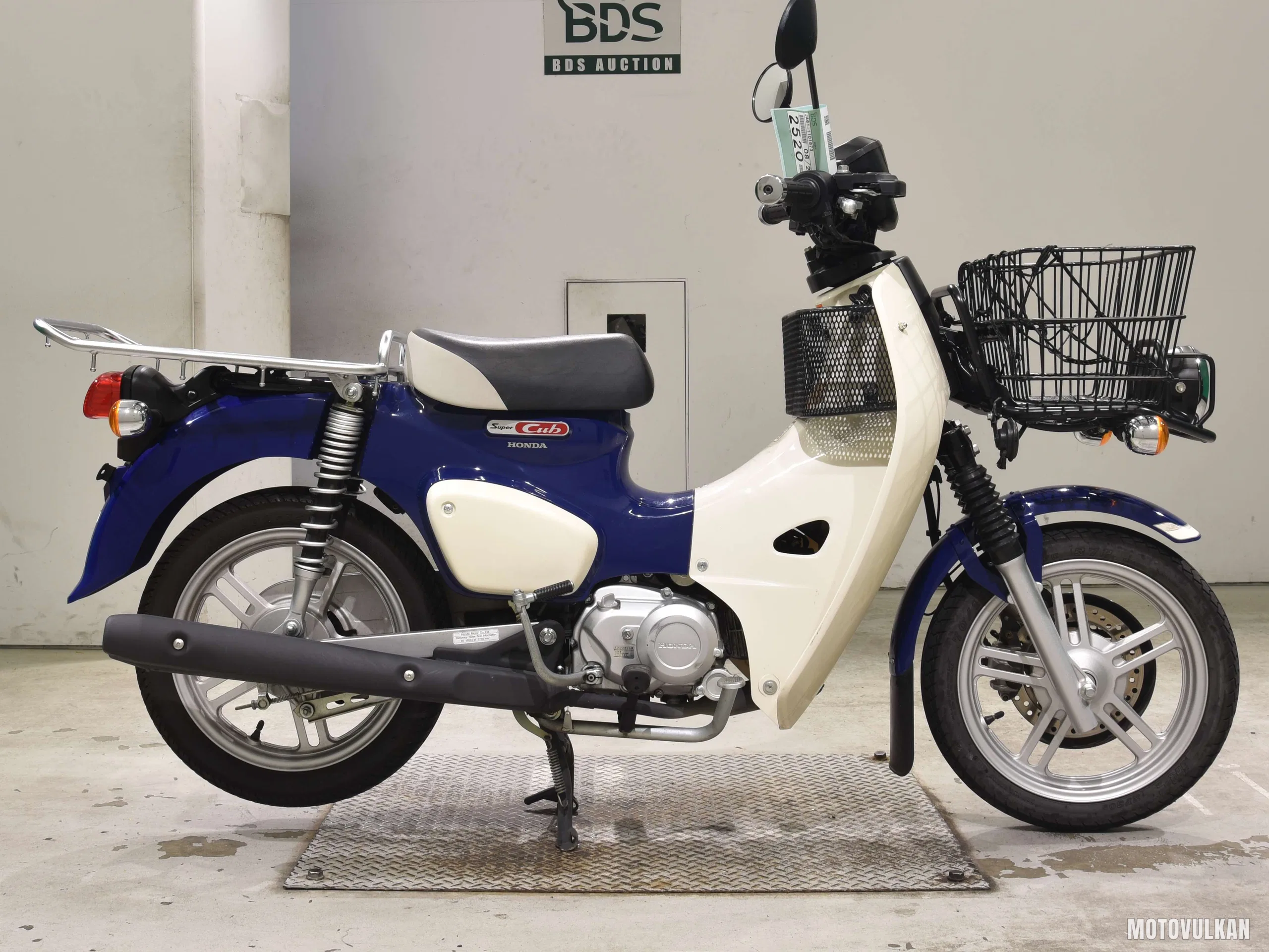 Honda C110-4
