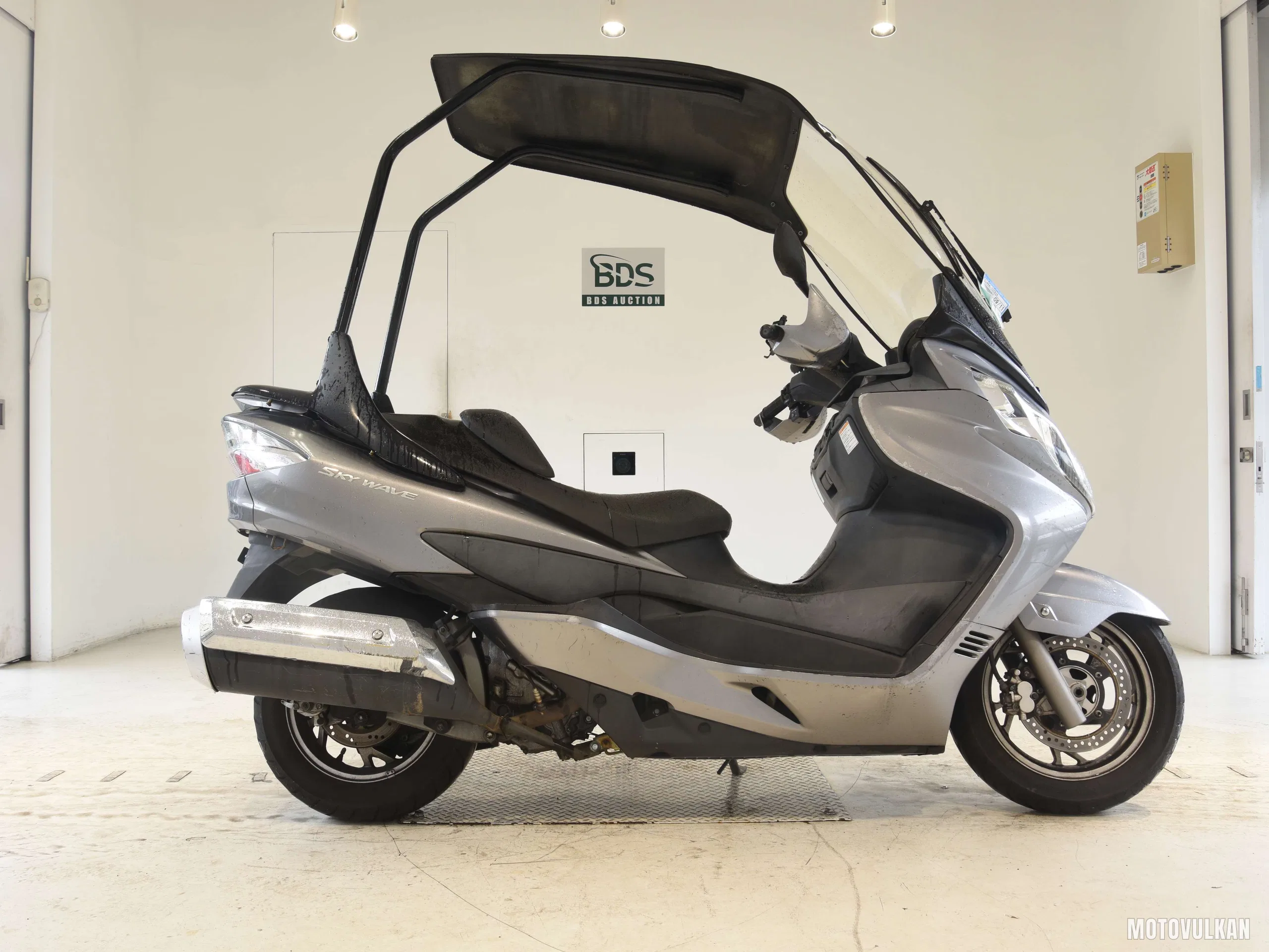 Suzuki SKYWAVE250-3 Roof