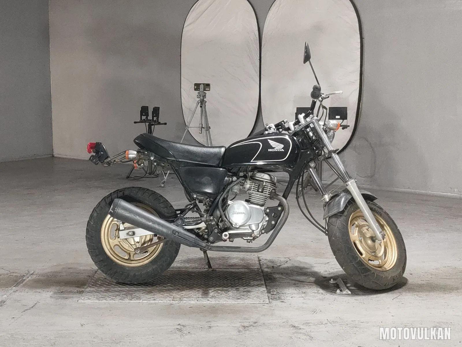 Honda Ape 50