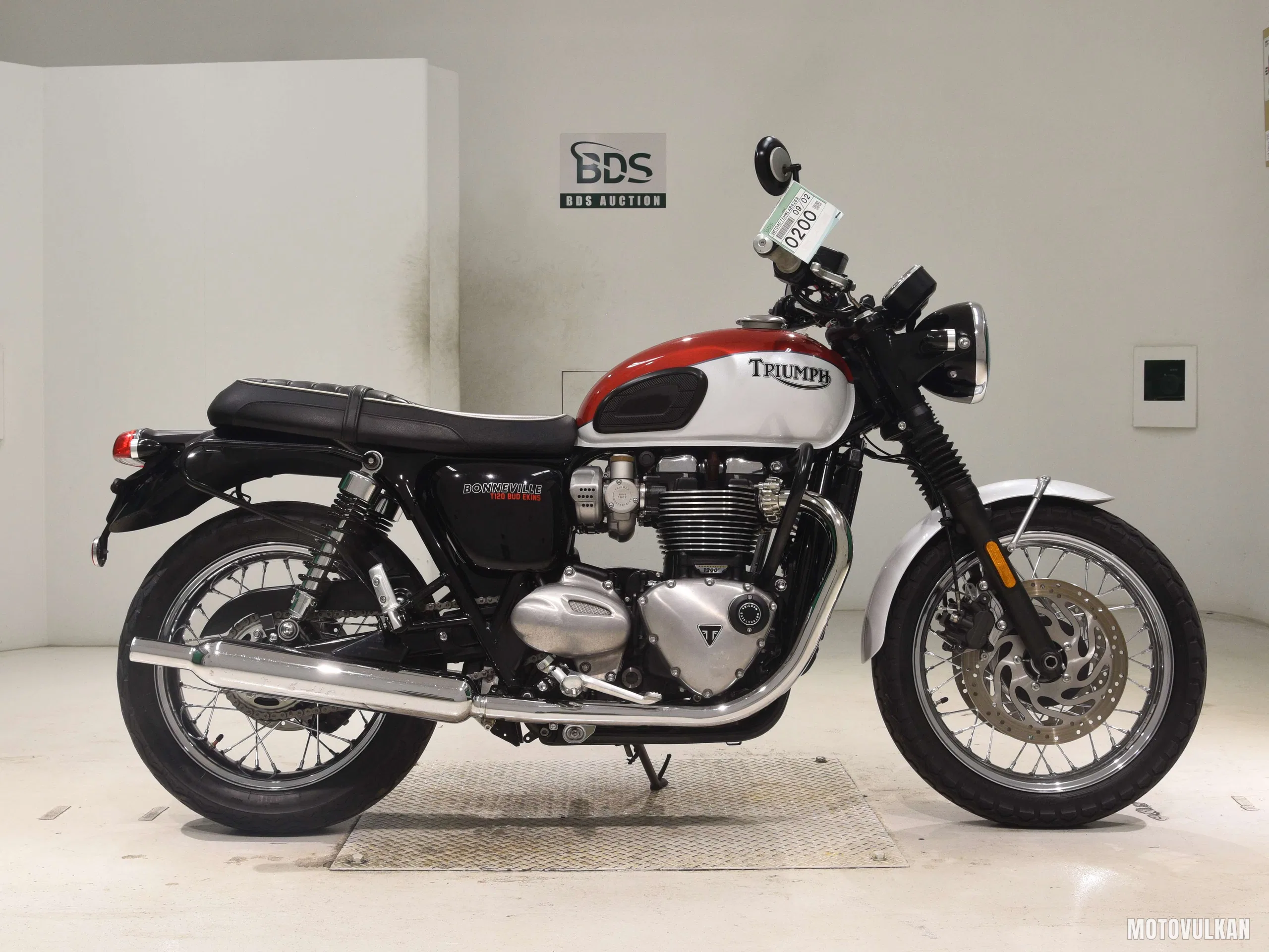  TRIUMPH BONNEVILLE T120