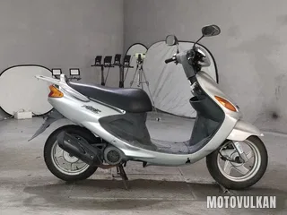 Yamaha Grand Axis 100