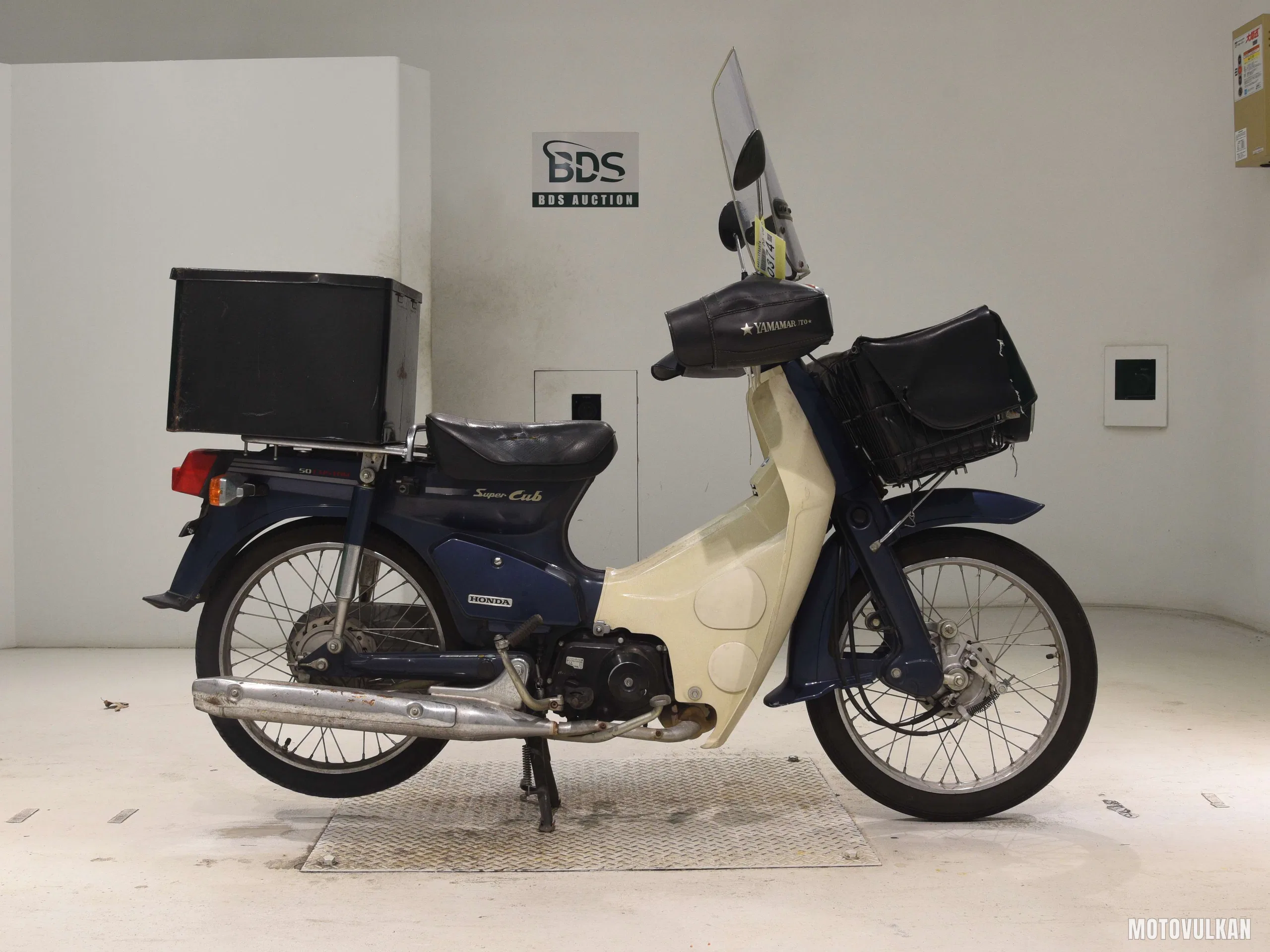Honda C50-E