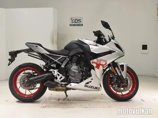 Suzuki GSX-8R