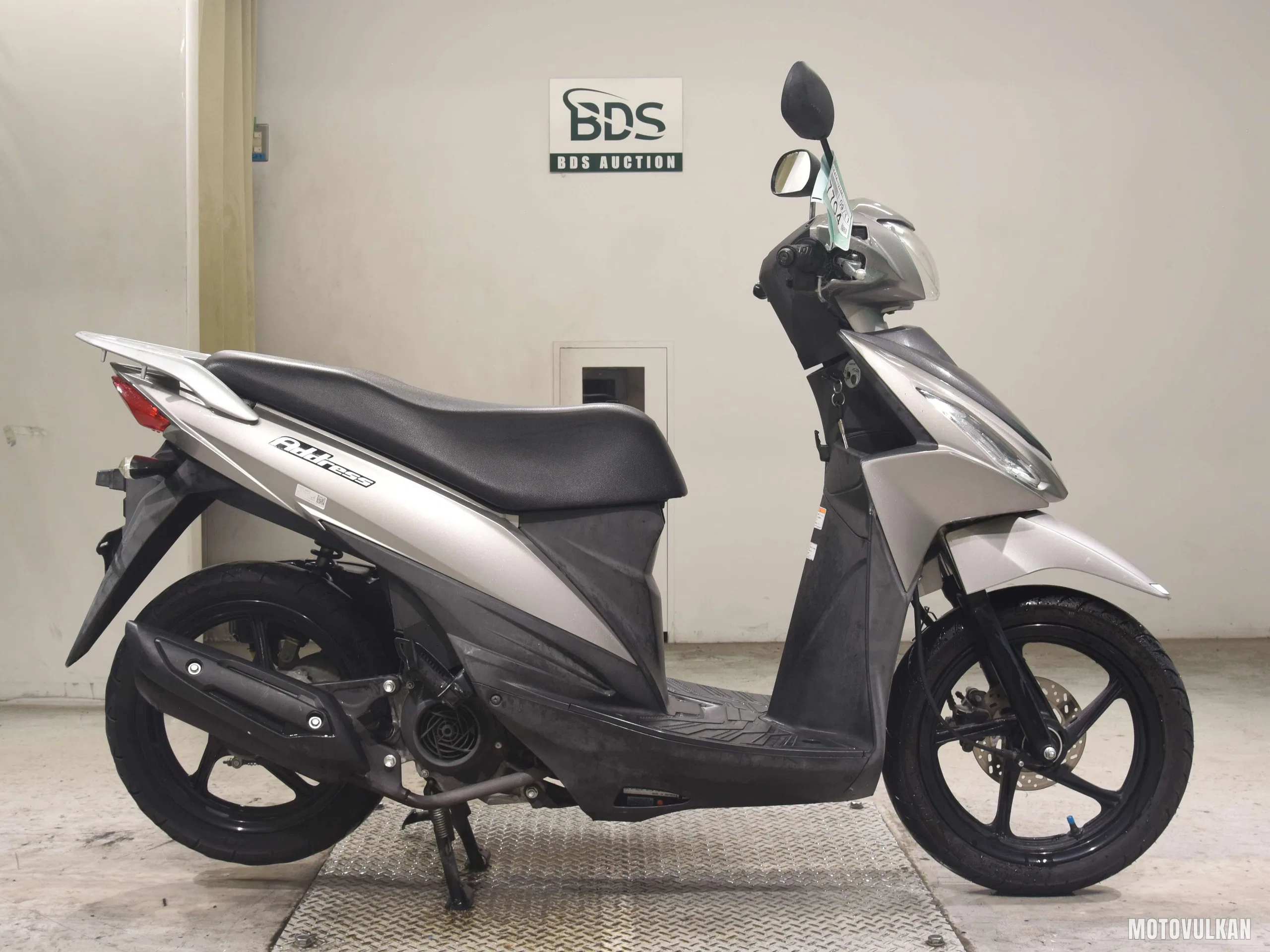 Suzuki ADDRESS110-2