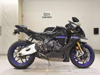 Yamaha YZF-R1M