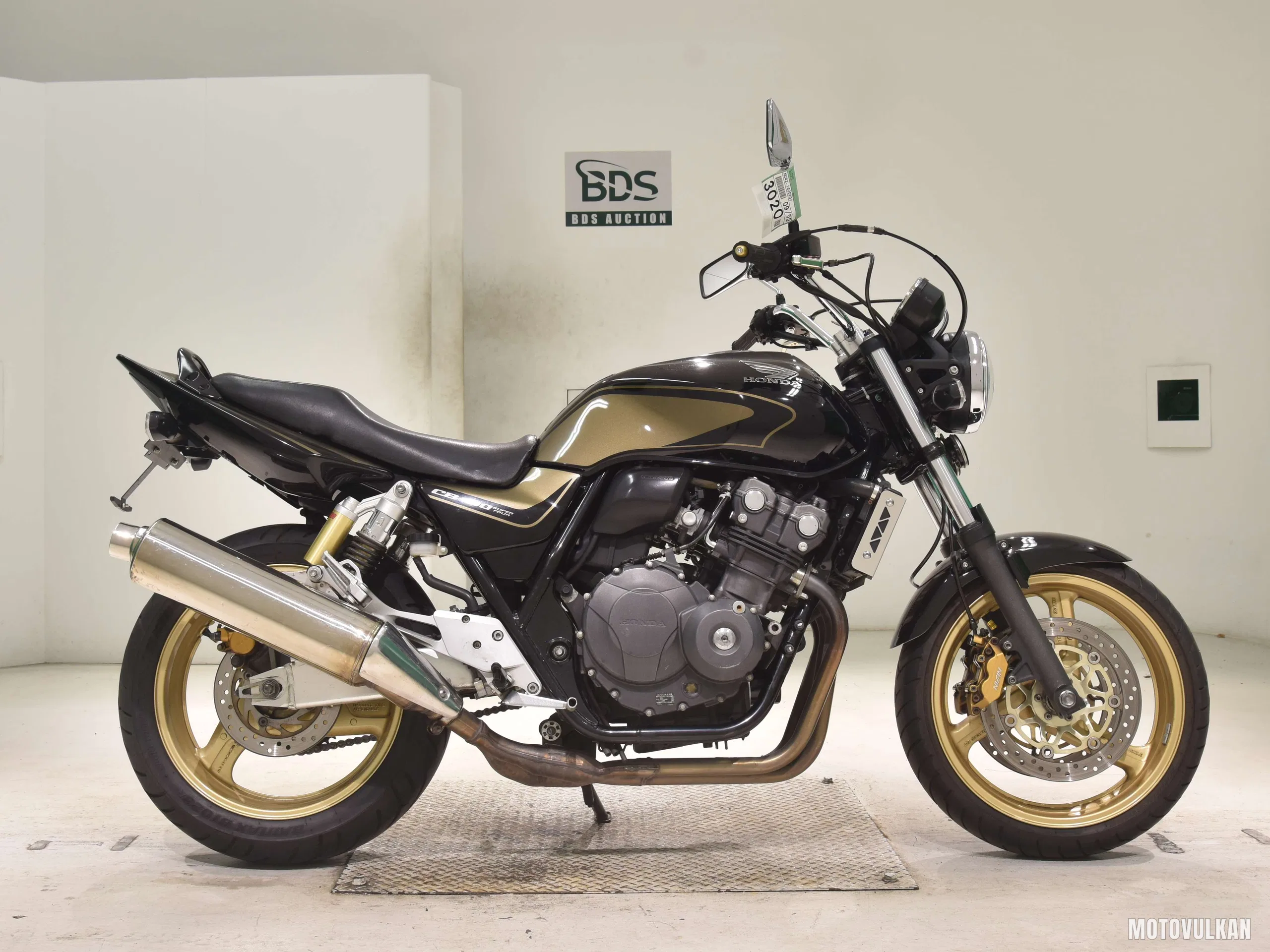 Honda CB400SFV-4