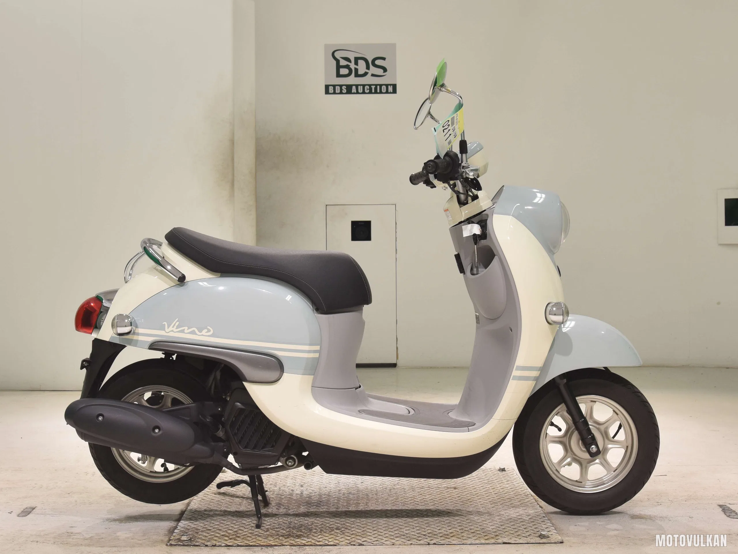 Yamaha VINO-4