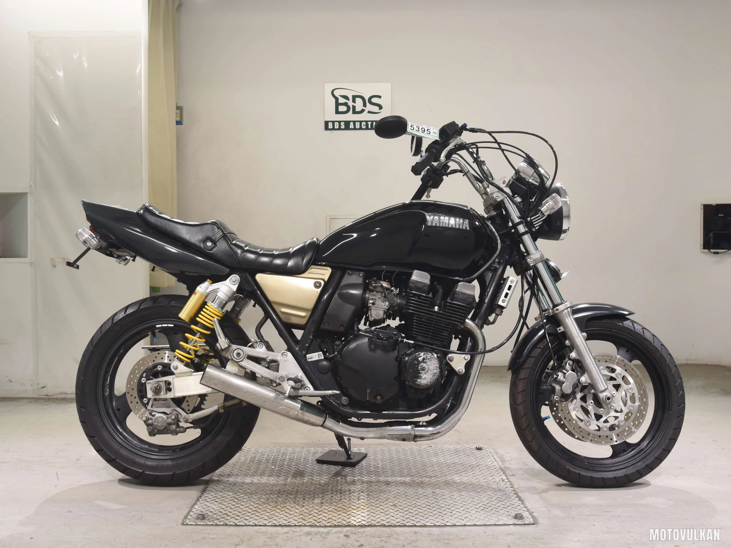 Yamaha XJR400