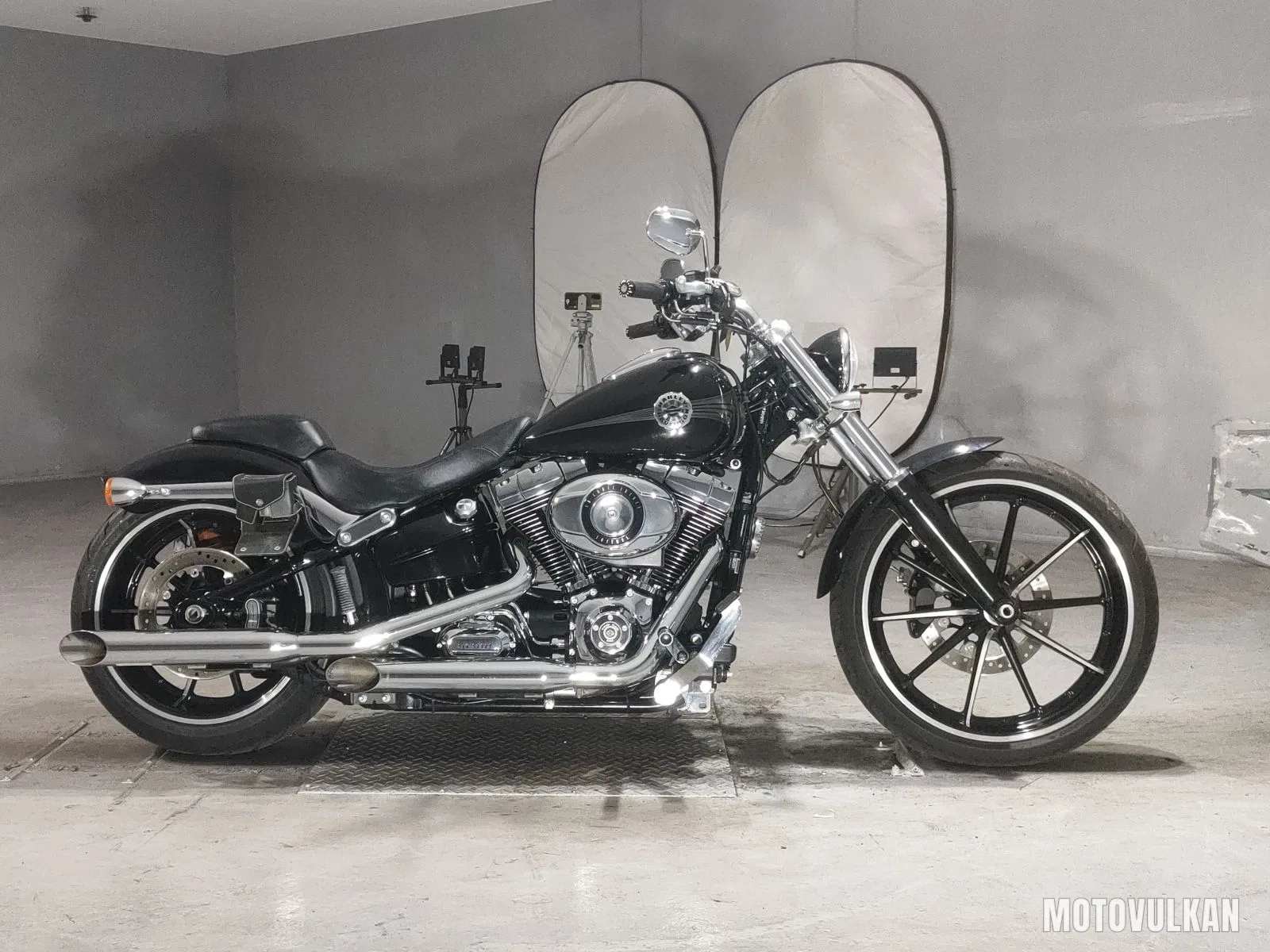 Harley-Davidson Harley-Davidson FXSB1580