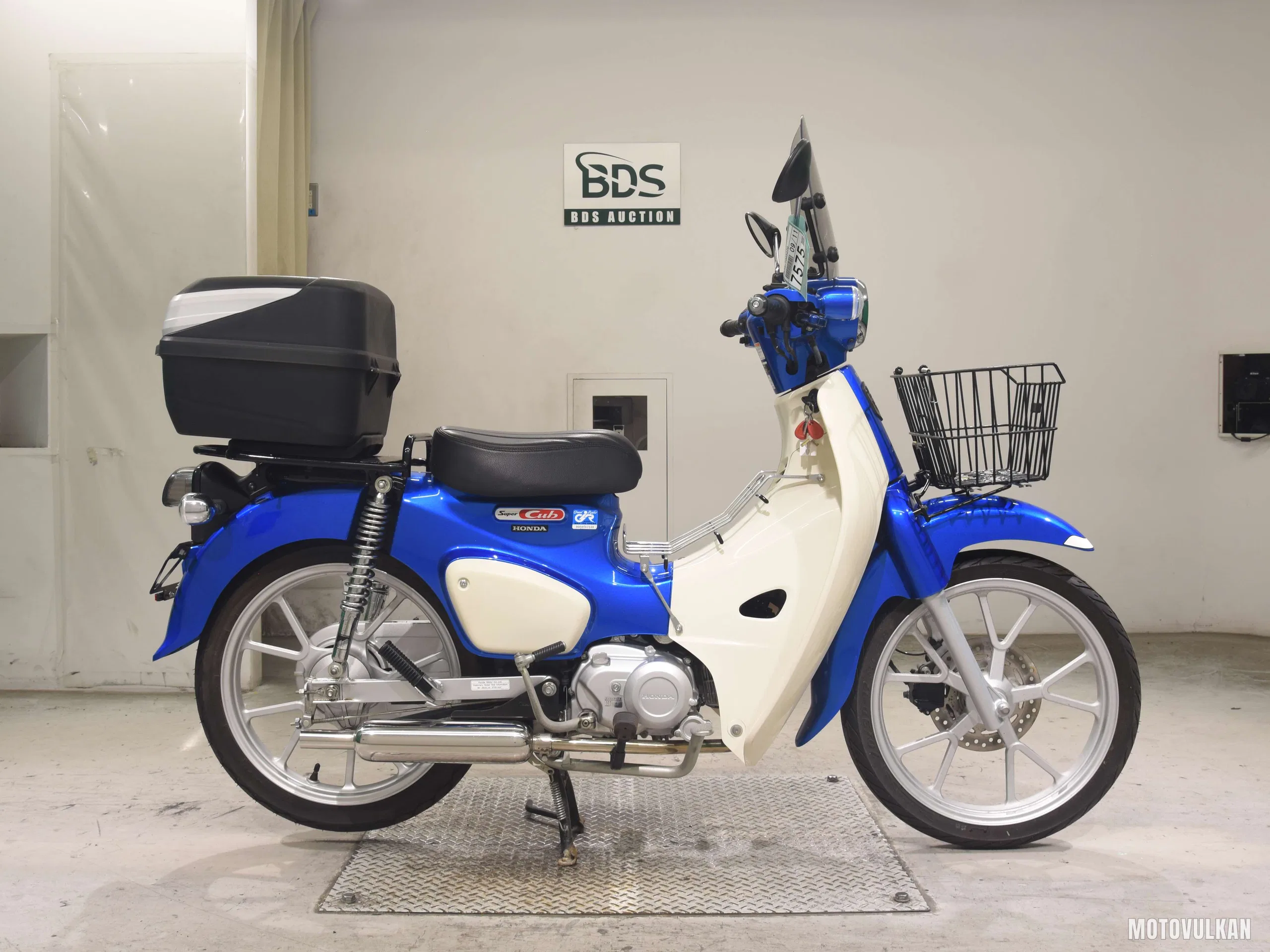 Honda C110-4