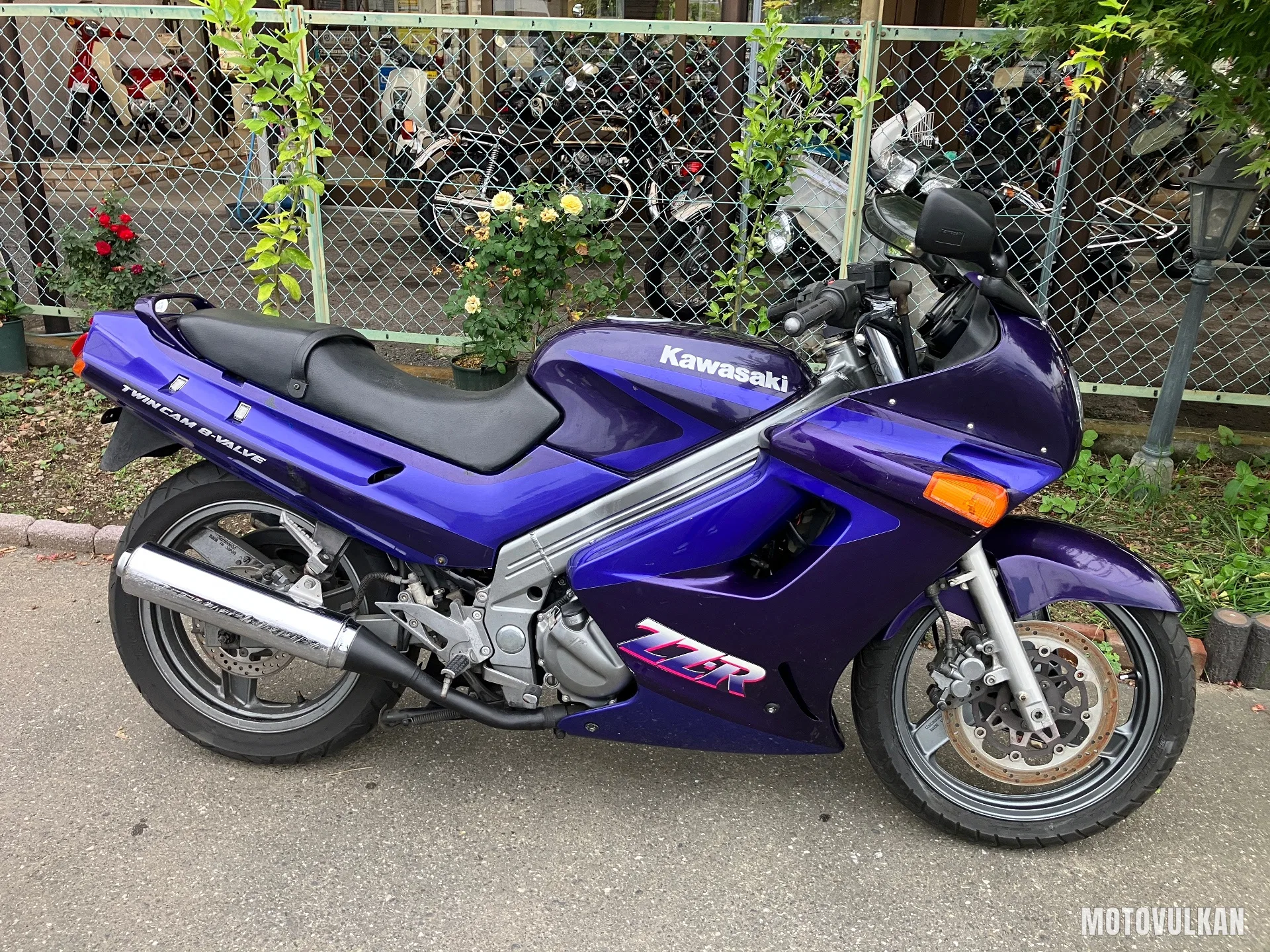 Kawasaki Zzr250