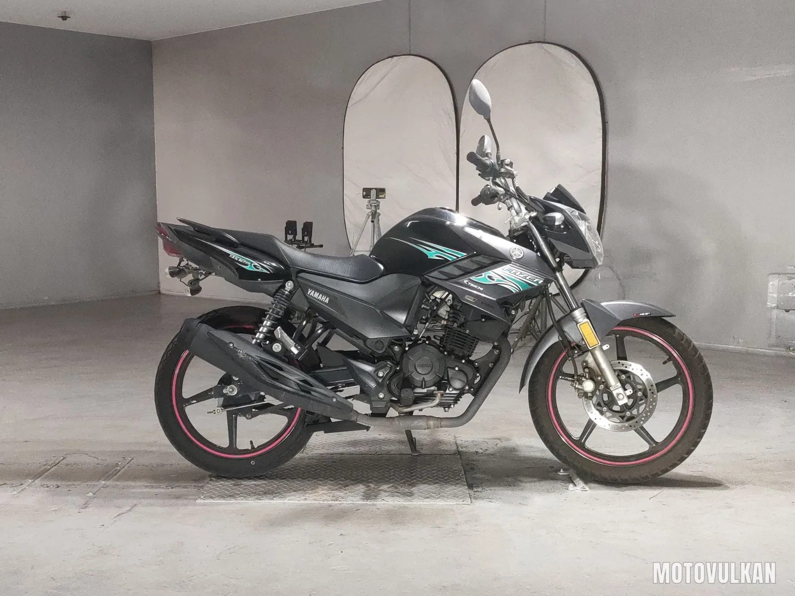Yamaha フェザー125