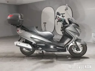 Suzuki Burgman 200