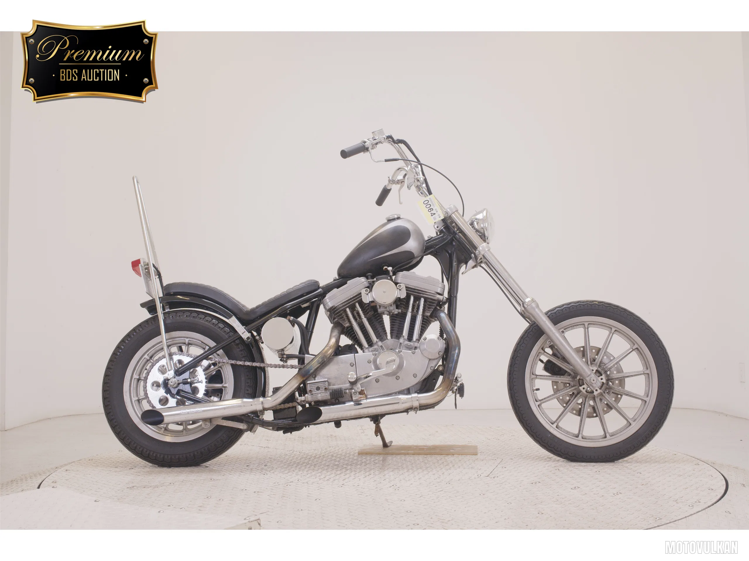  UNREGISTERED MODEL by BDS1200