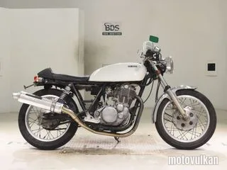 Yamaha SR400-2