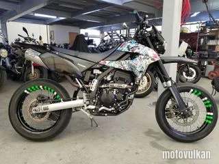 Kawasaki D-Tracker X