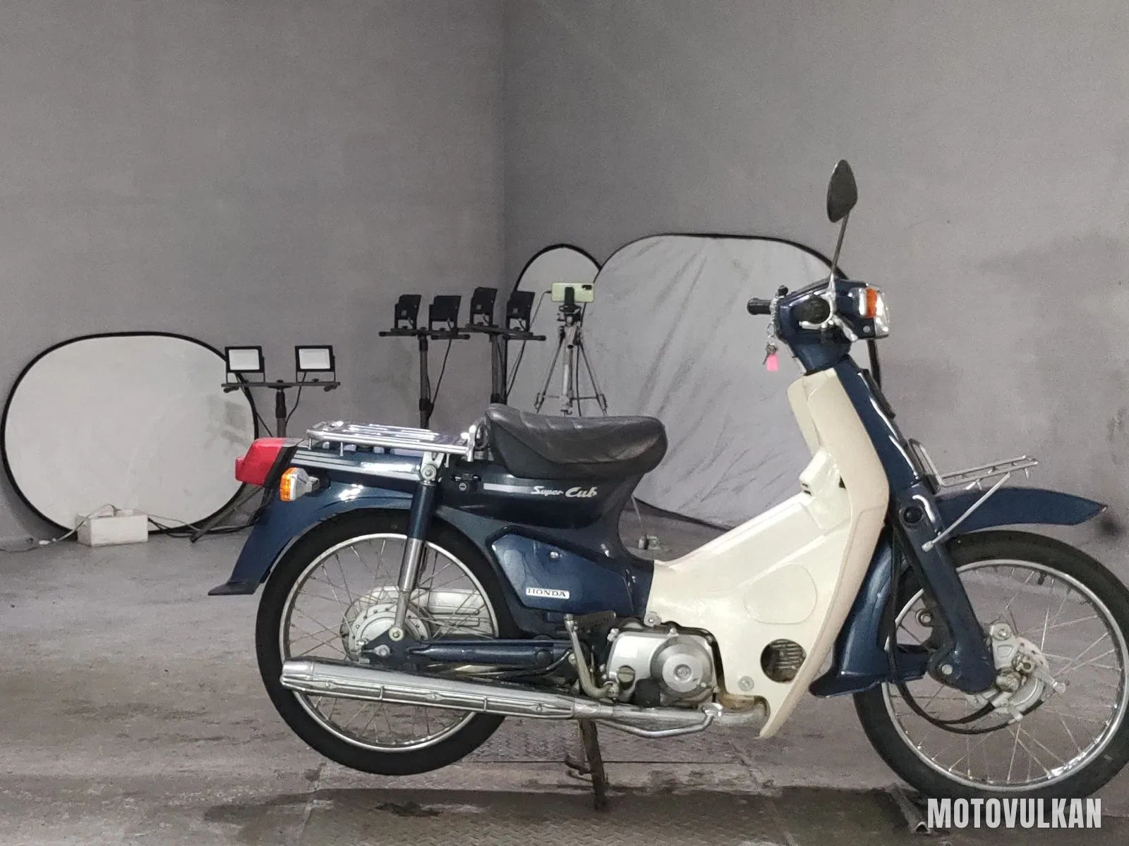Honda Super Cub 50 Custom