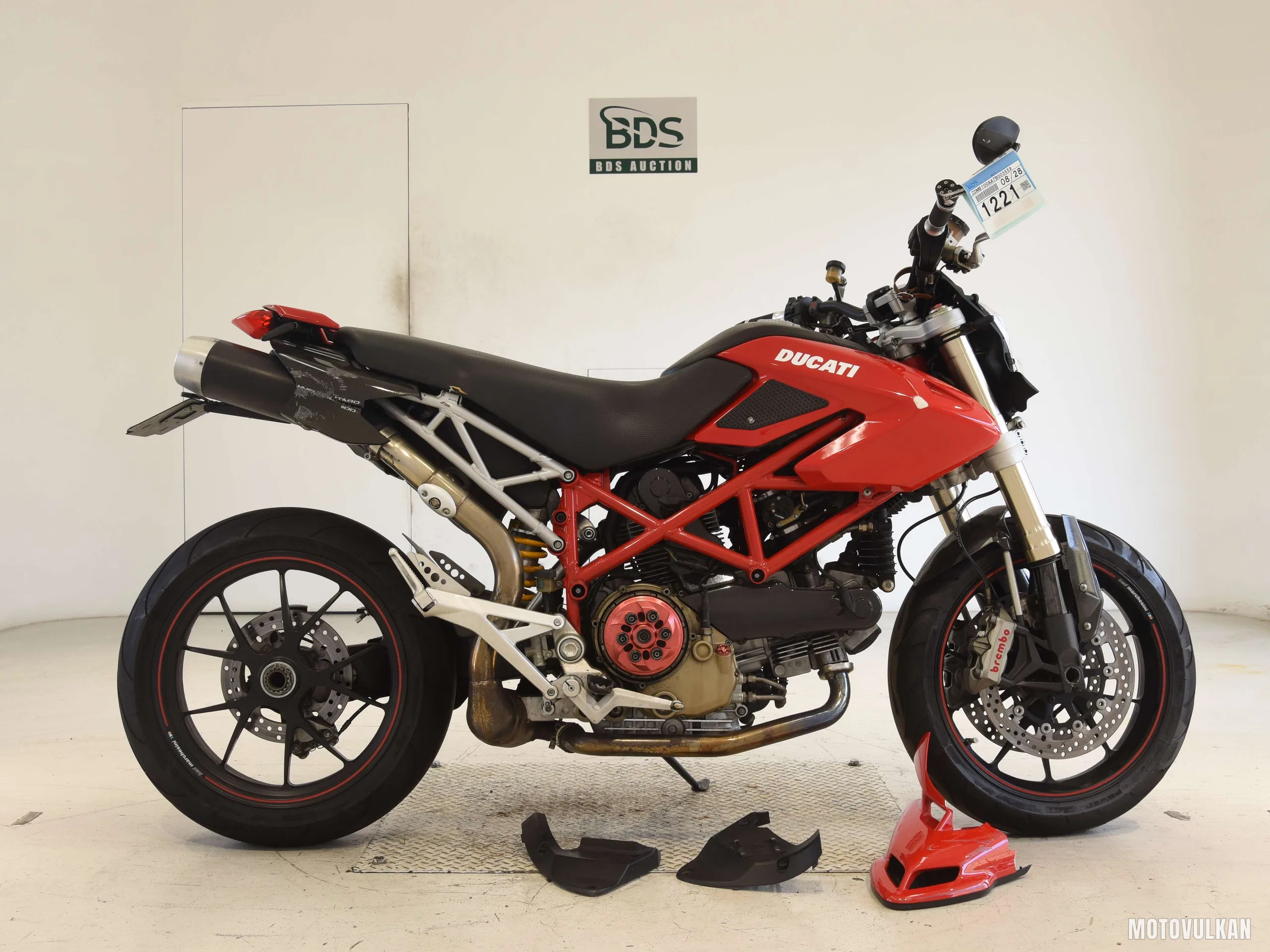  DUCATI HYPERMOTARD1100S