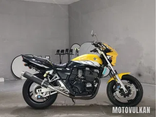 Yamaha XJR400R