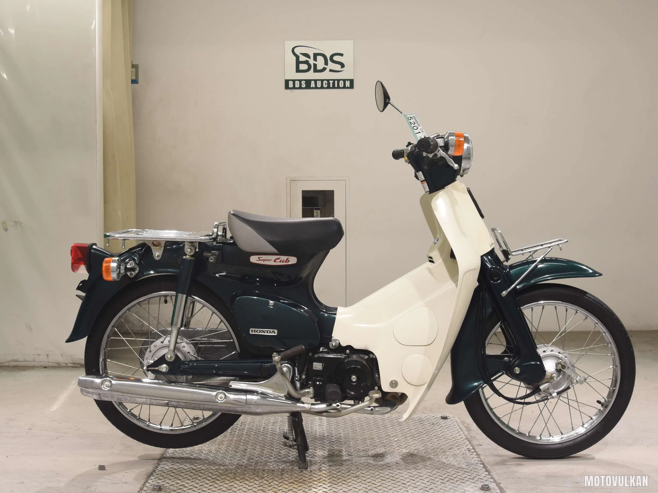 Honda C50