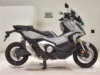 Honda X-ADV750-2