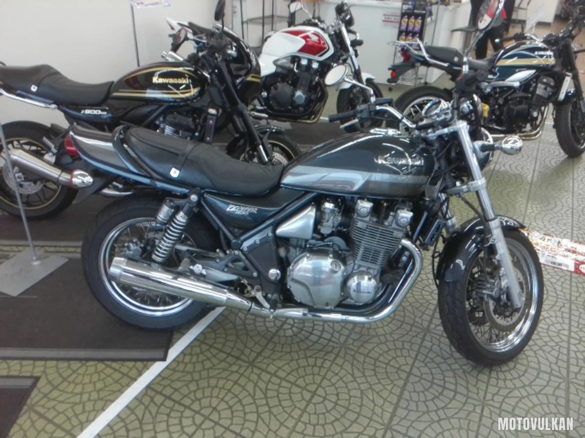 Kawasaki Zephyr1100