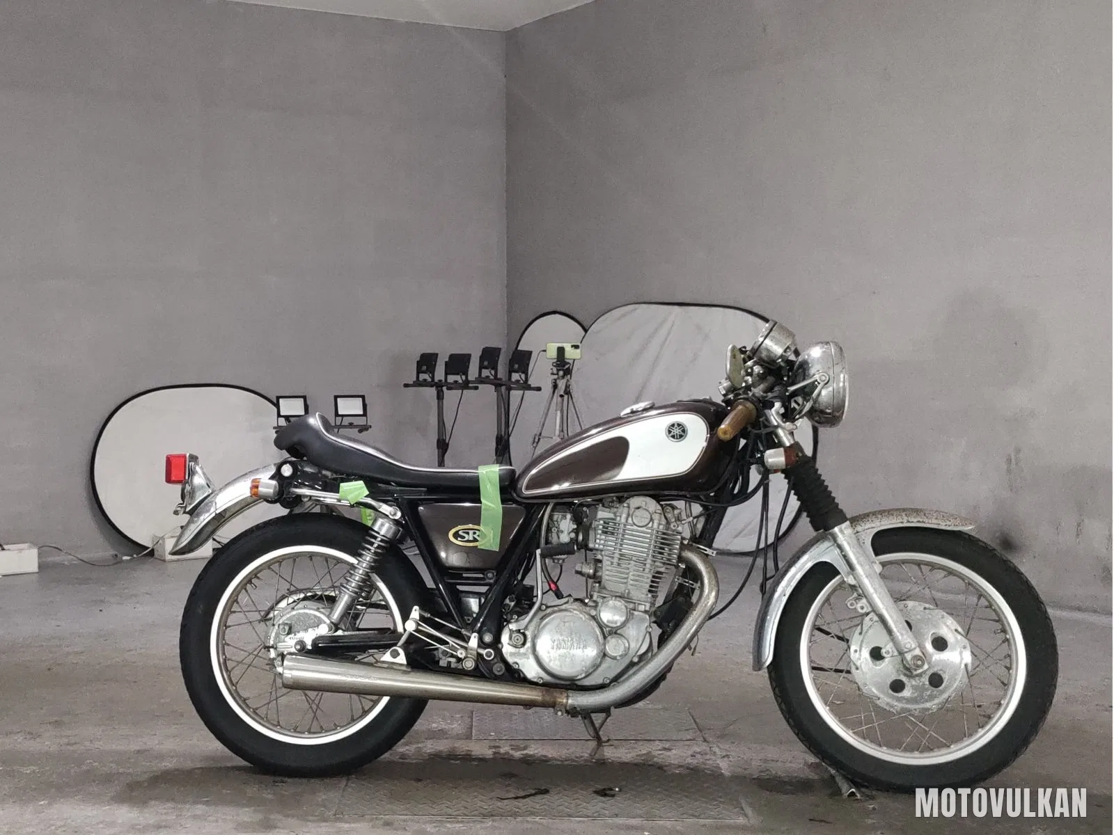 Yamaha SR400